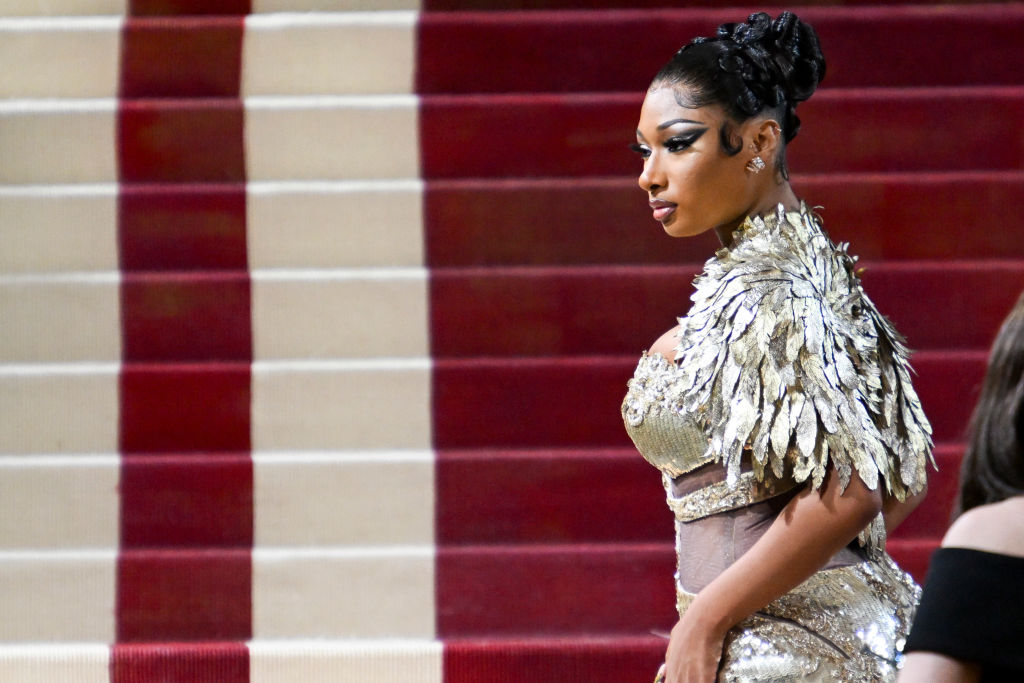 The 2022 Met Gala Celebrating "In America: An Anthology of Fashion" - Street Sightings