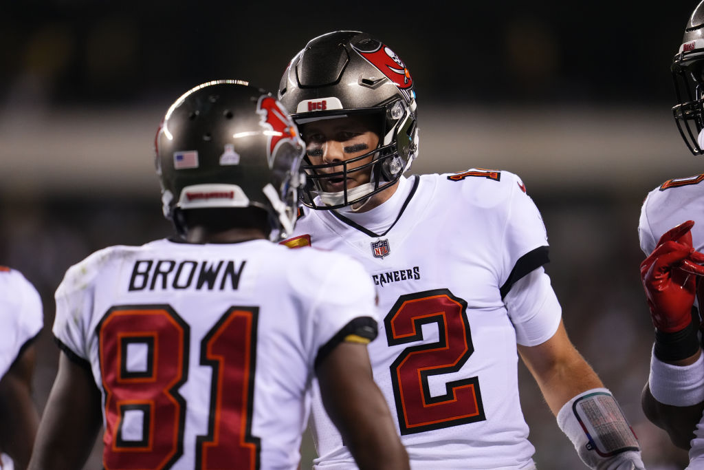 Tampa Bay Buccaneers v Philadelphia Eagles