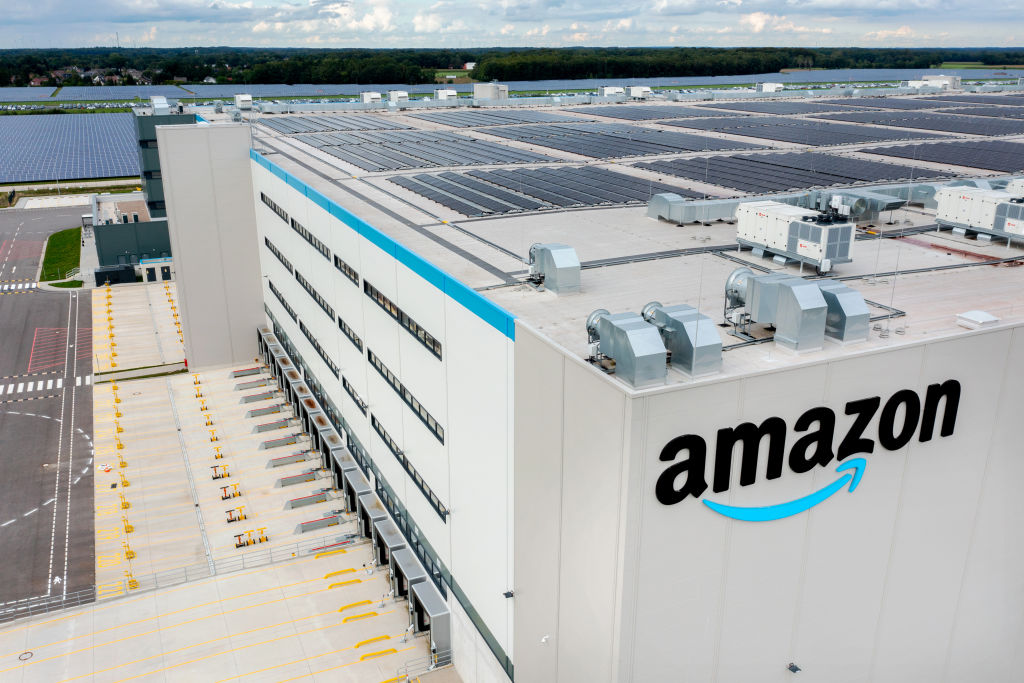Amazon opens logistics center in Großenkneten