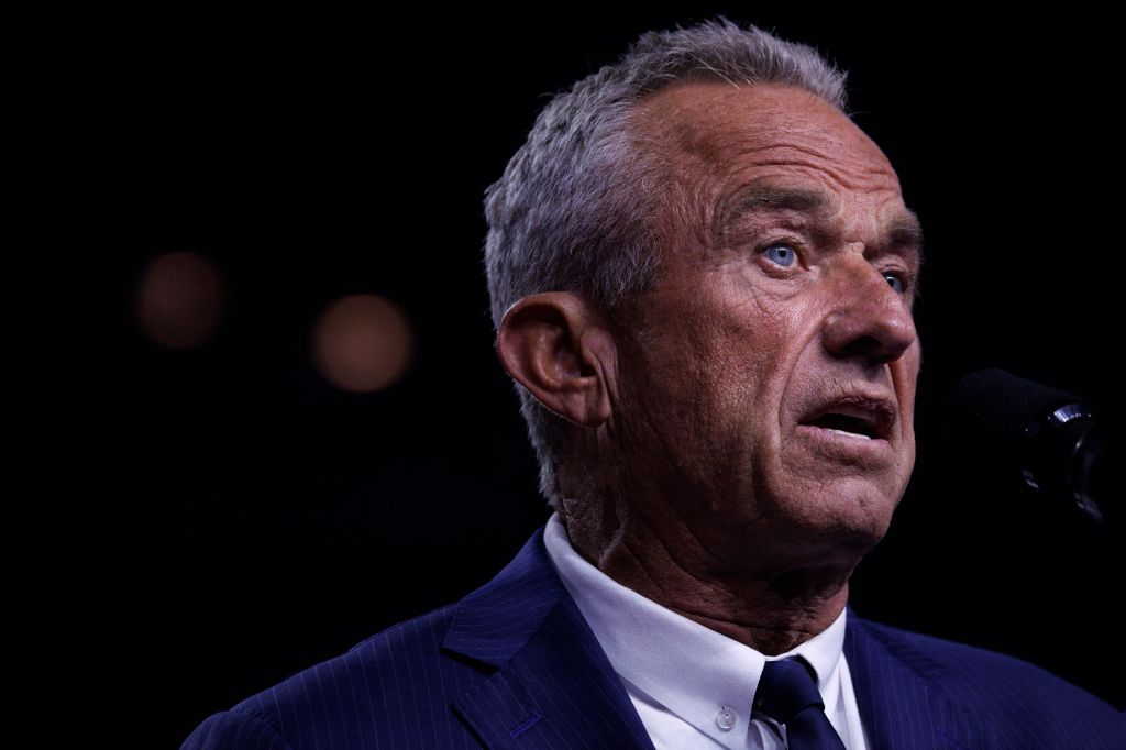 GLENDALE, AZ, AUGUST 23: Robert F. Kennedy Jr. speaks on stag