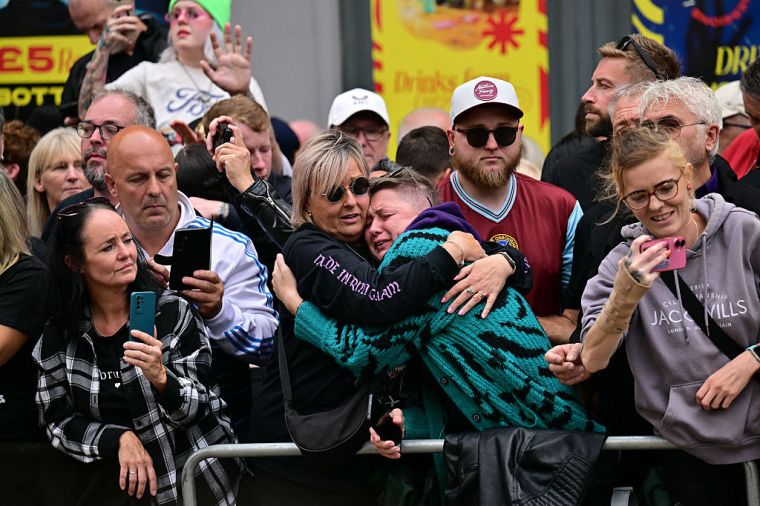 TOPSHOT-BRITAIN-US-CELEBRITY-MUSIC